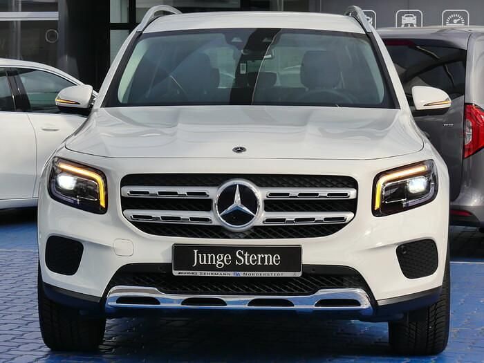 Gebraucht Mercedes GLB180 Progressive 136 PS (100 kW) 2023 Unilack polarweiß SUV