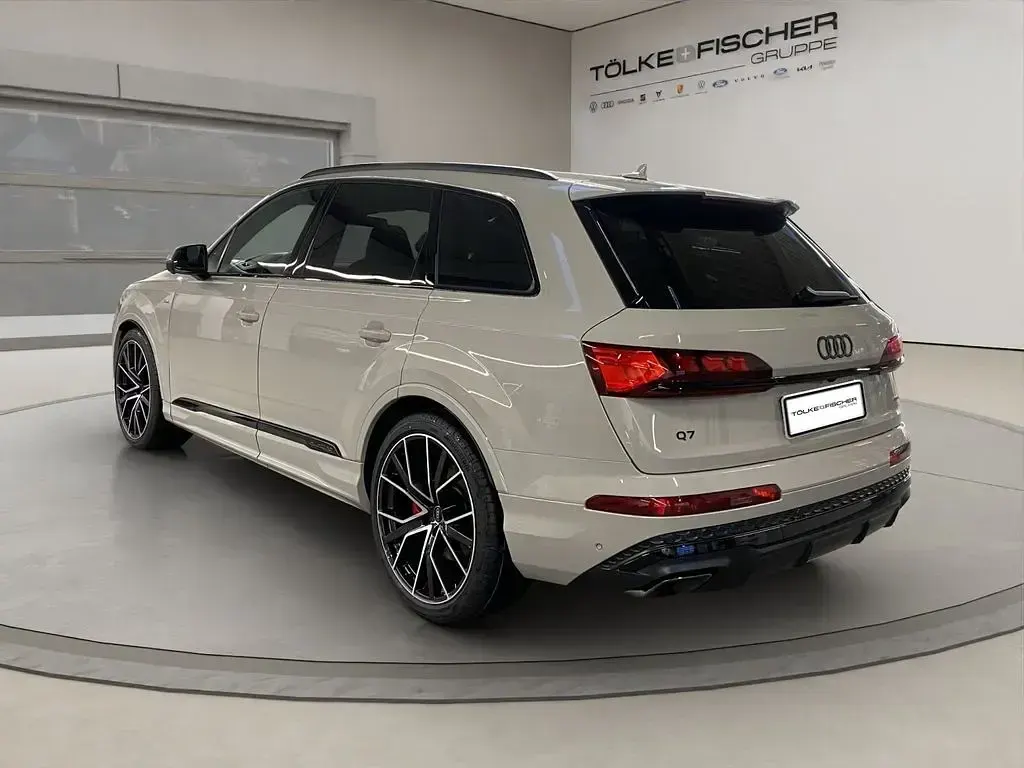 Gebraucht Audi Q7 Business 286 PS (210 kW) 2026 Beige SUV