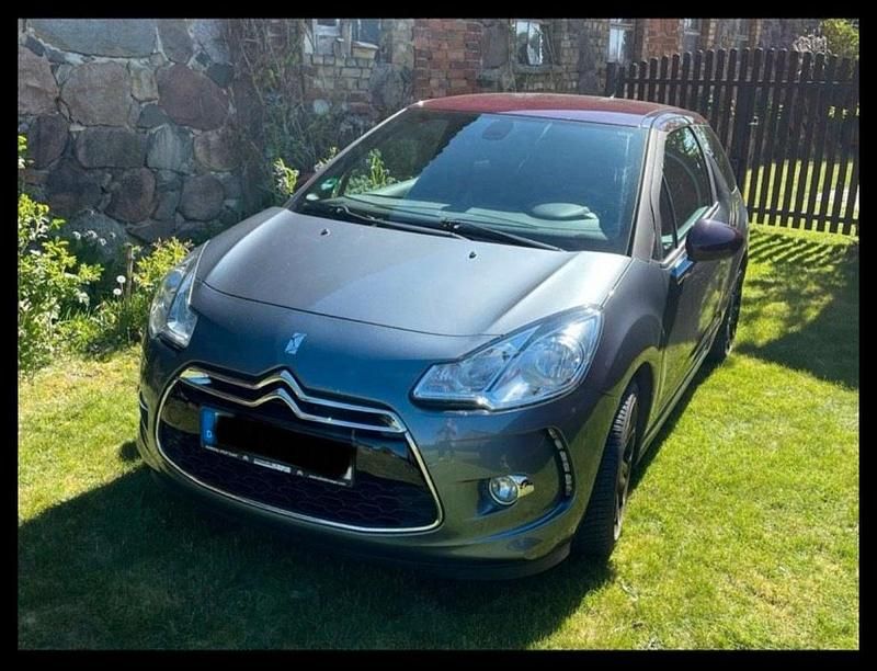 Silber Gebraucht 2011 Citroën DS3 Chic Limousine | 4.500 € (Fairer Preis) - Bild 1/4