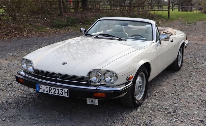 Używany Jaguar XJS S 265 KM (194 kW) 1988 Biały Kabriolet