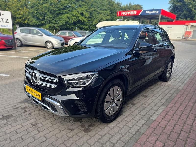 Gebraucht Mercedes GLC220 194 PS (142 kW) 2021 Schwarz SUV