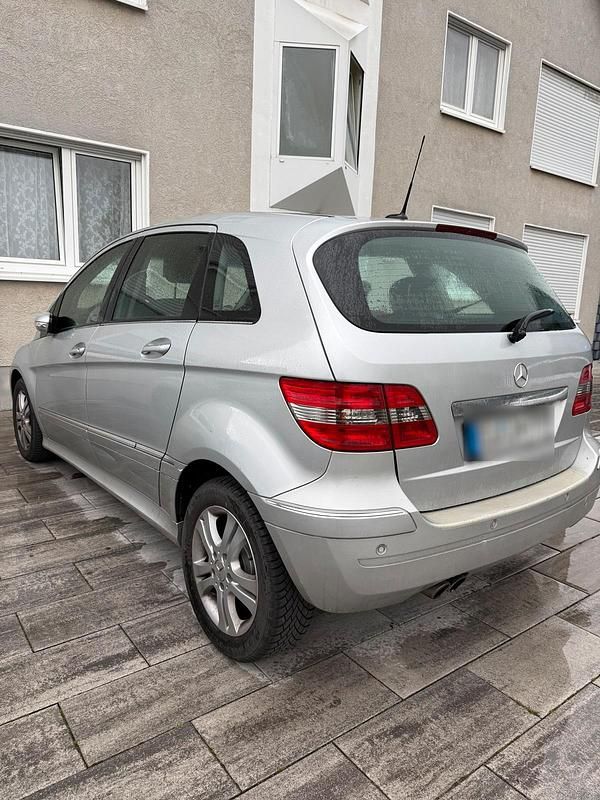 Gebraucht Mercedes E200 193 PS (141 kW) 2006 Grau Limousine