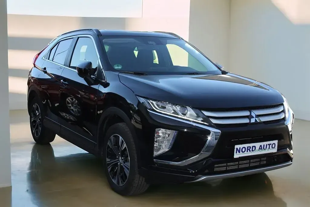 Gebraucht Mitsubishi Eclipse Cross 163 PS (119 kW) 2021 Schwarz SUV