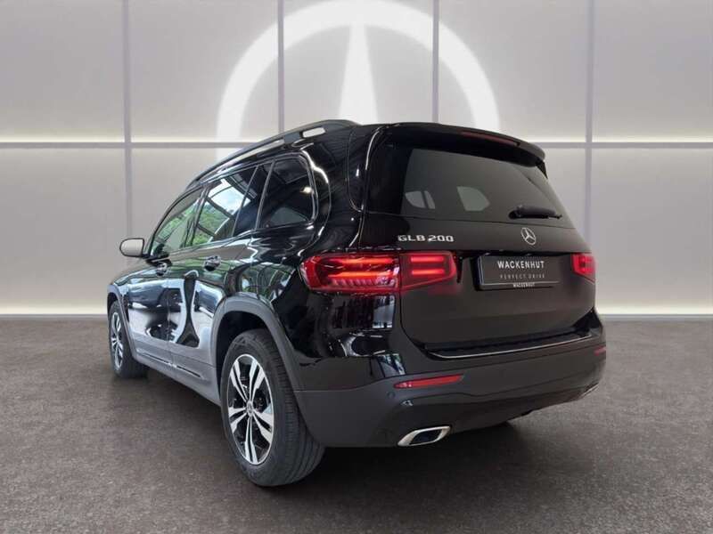 Gebraucht Mercedes GLB200 Advanced 163 PS (119 kW) 2025 Schwarz SUV