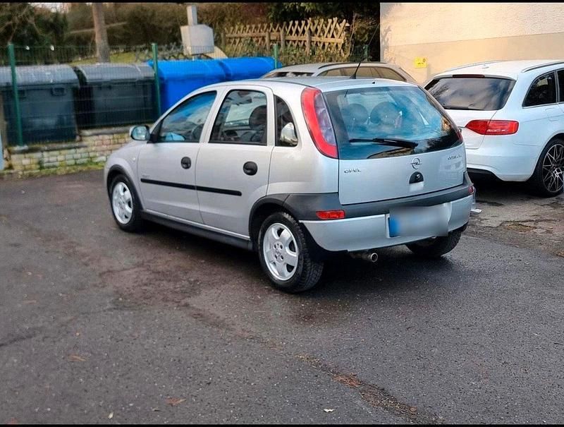 Brugt Opel Corsa 90 HK (66 kW) 2001 Sølv Hatchback