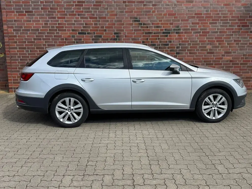 Gebraucht Seat Leon X-Perience 179 PS (131 kW) 2015 Silber Kombi
