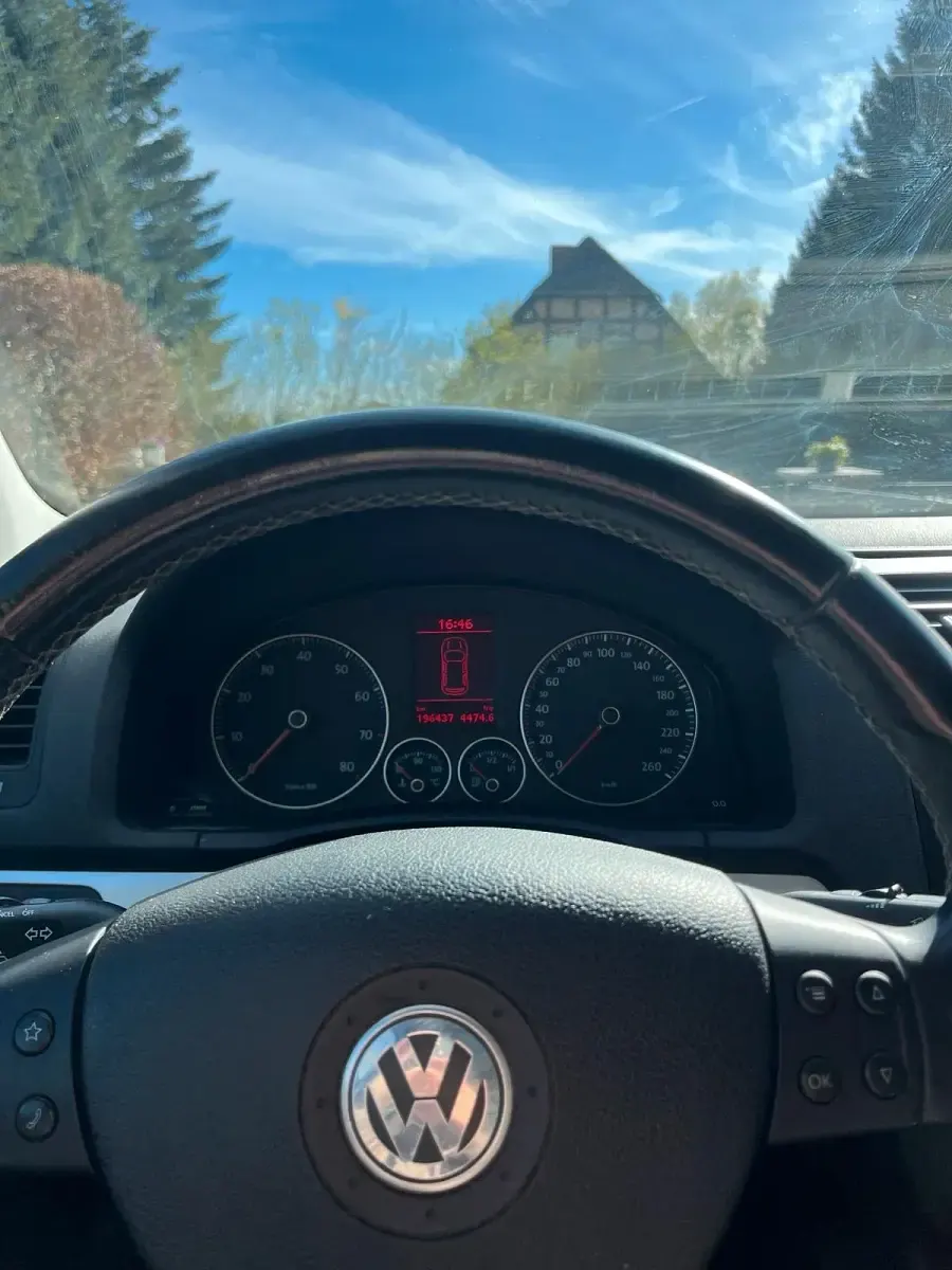 Używany VW Golf V Edition 102 KM (75 kW) 2008 Niebieski Hatchback