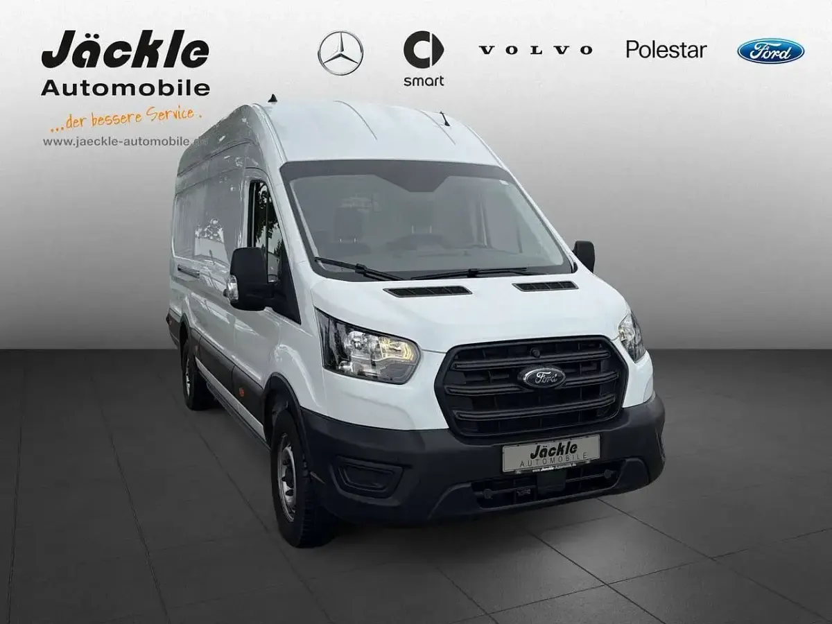 Gebraucht Ford Transit Basis 131 PS (96 kW) 2022 Frostweiß Van