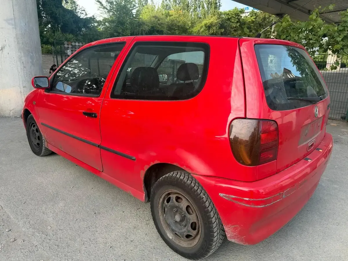 Gebraucht VW Polo 75 PS (55 kW) 1997 Rot Kleinwagen
