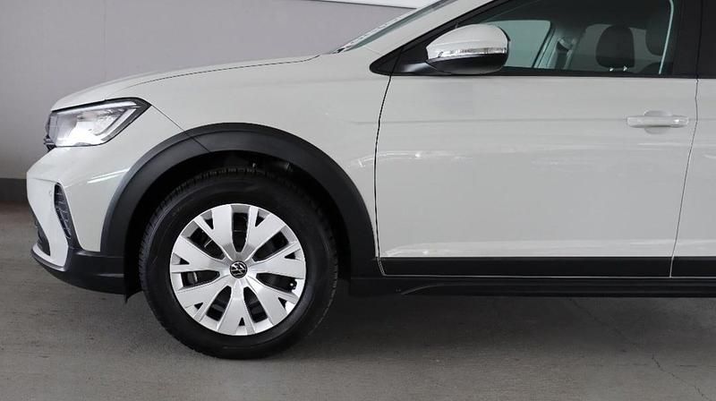 Gebraucht VW Taigo Basis 95 PS (69 kW) 2025 Grau SUV