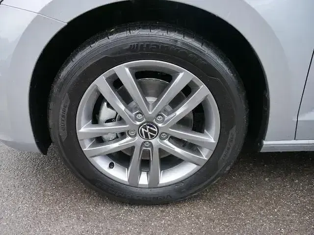 Neu VW Touran Comfortline 150 PS (110 kW) 2026 Andere Van / Kleinbus
