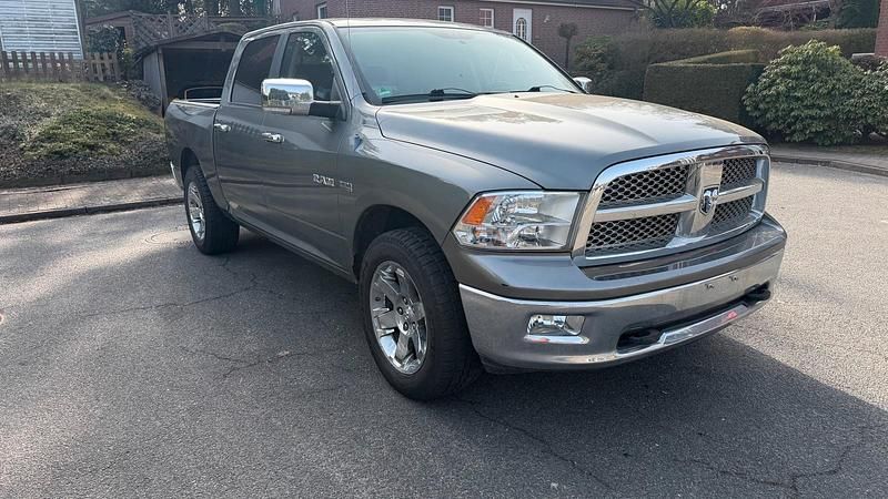 Gebraucht Dodge Ram 396 PS (291 kW) 2009 Grau Pickup