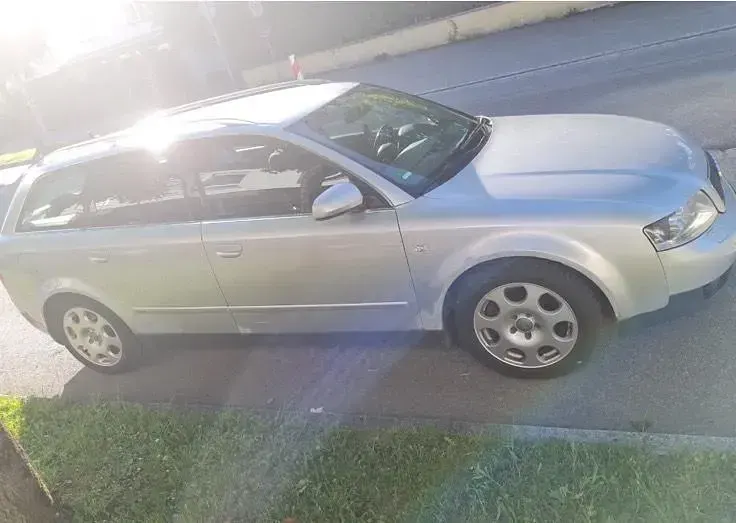 Gebraucht Audi A4 163 PS (119 kW) 2002 Silber Kombi