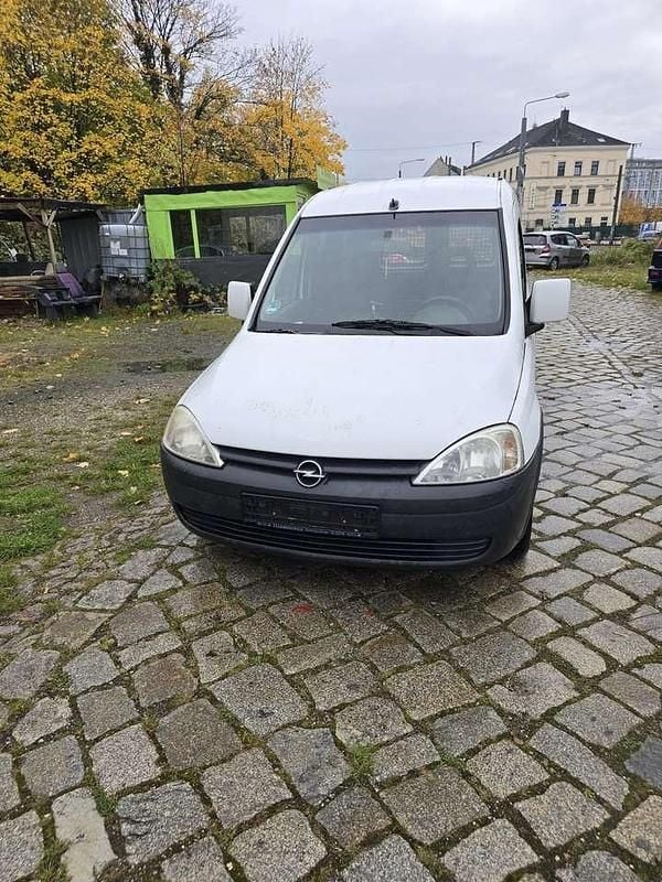 Weiß Gebraucht 2011 Opel Combo Business Van / Kleinbus | 999 € (Superpreis) - Bild 1/4