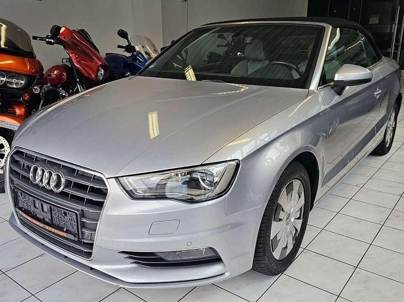 Florettsilber metallic Gebraucht 2016 Audi A3 Cabriolet Ambiente Cabrio | 13.690 € (Guter Preis) - Bild 1/4