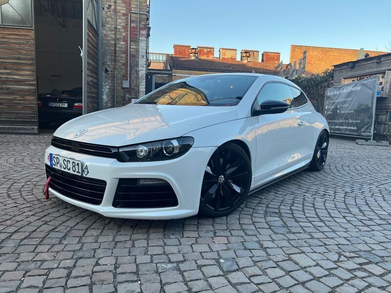 Weiß Gebraucht 2013 VW Scirocco R Coupé | 18.000 € (Etwas zu teuer) - Bild 1/4