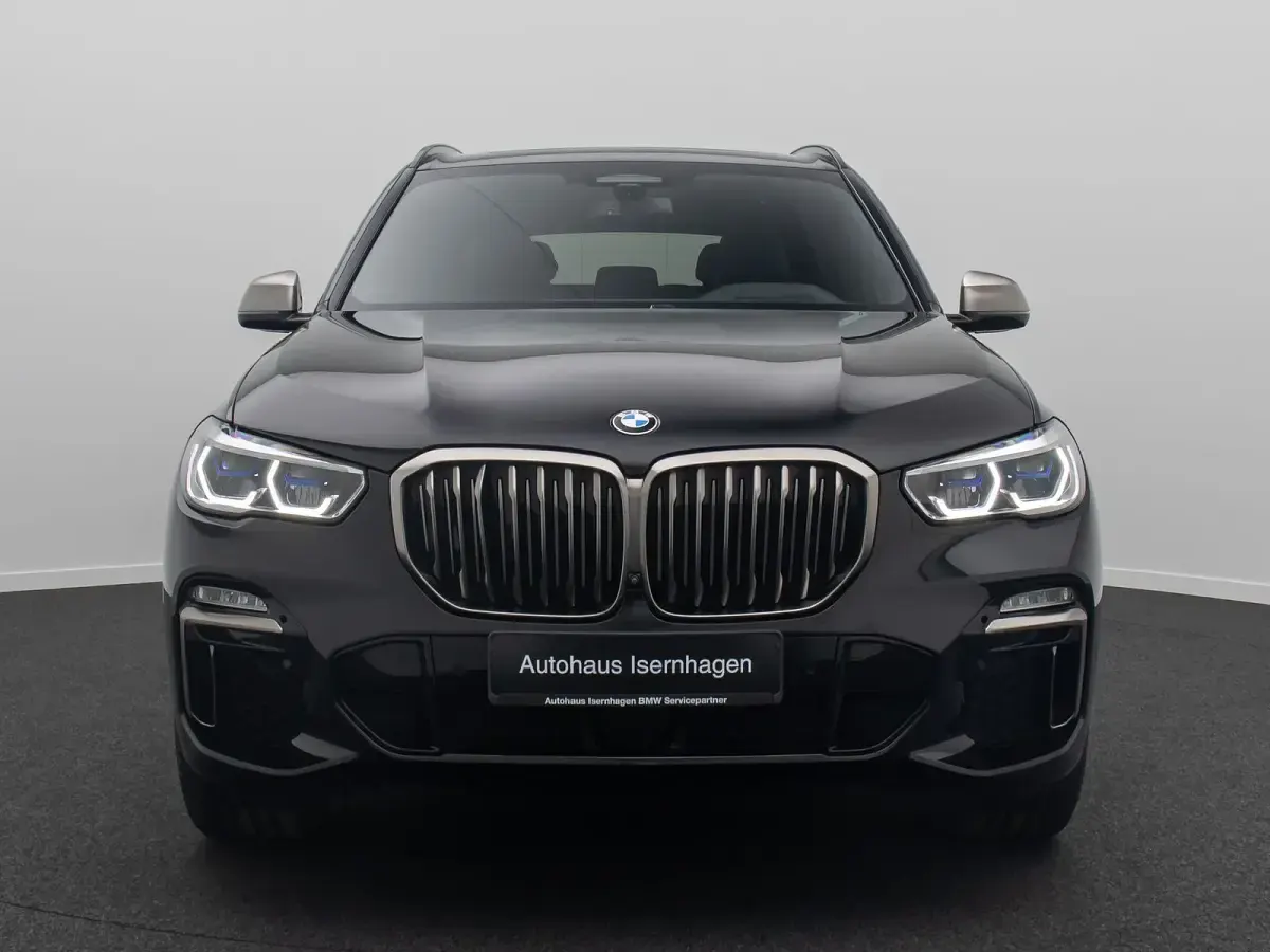 Gebraucht BMW X5 M50 530 PS (389 kW) 2020 Saphirschwarz  475schwarz SUV