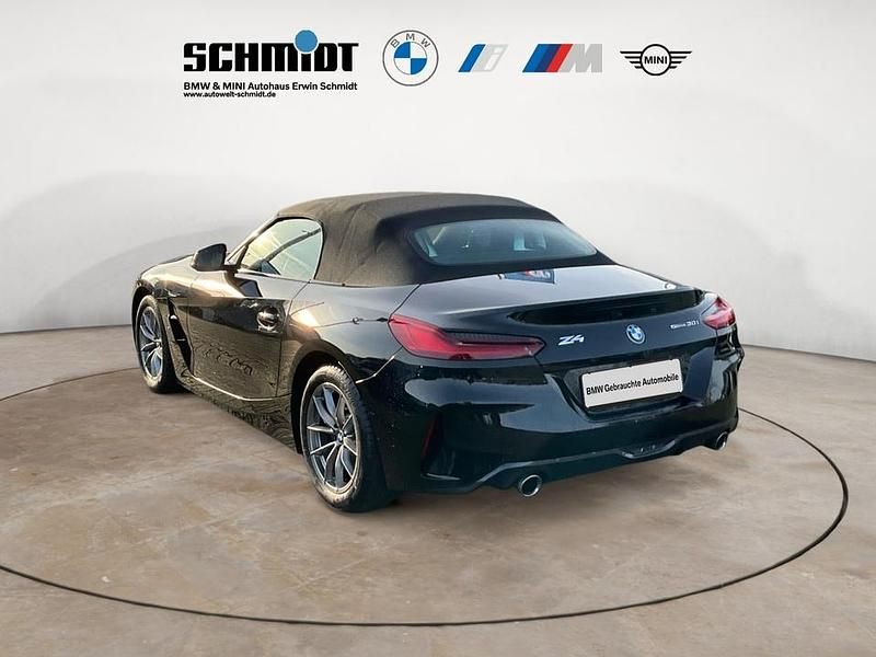 Gebraucht BMW Z4 M Sport 258 PS (189 kW) 2025 Saphirschwarz Cabrio