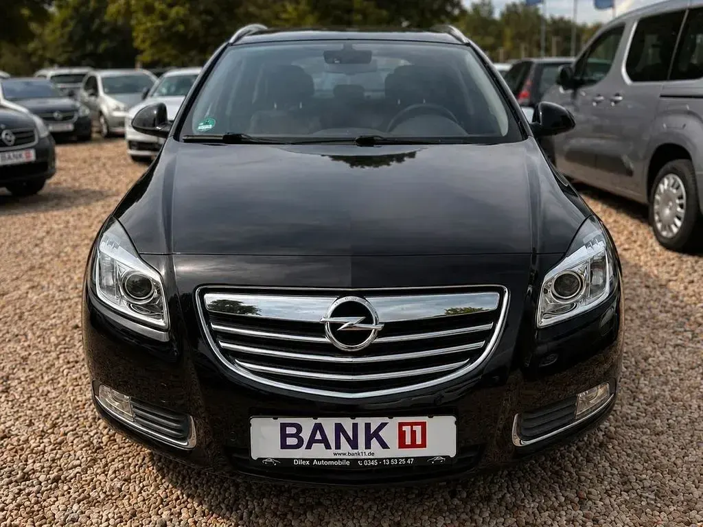 Gebraucht Opel Insignia 179 PS (131 kW) 2010 Schwarz Limousine