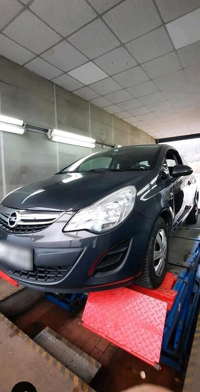 Gebraucht Opel Corsa 87 PS (63 kW) 2013 Grau Kleinwagen