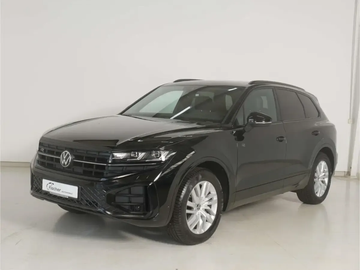 Gebraucht VW Touareg Style 286 PS (210 kW) 2025 Grenadillschwarz metallic SUV