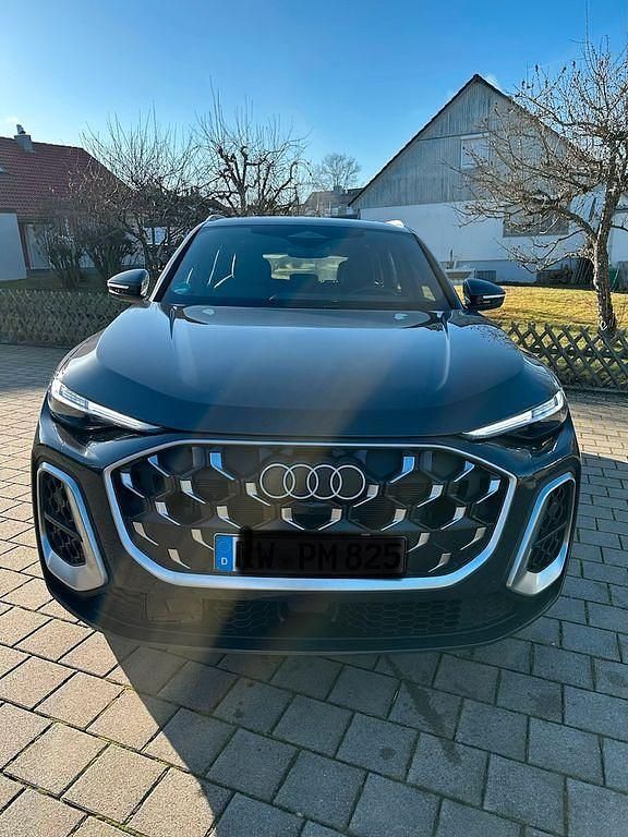 Gebraucht Audi SQ5 Ambiente 367 PS (269 kW) 2025 Grau SUV