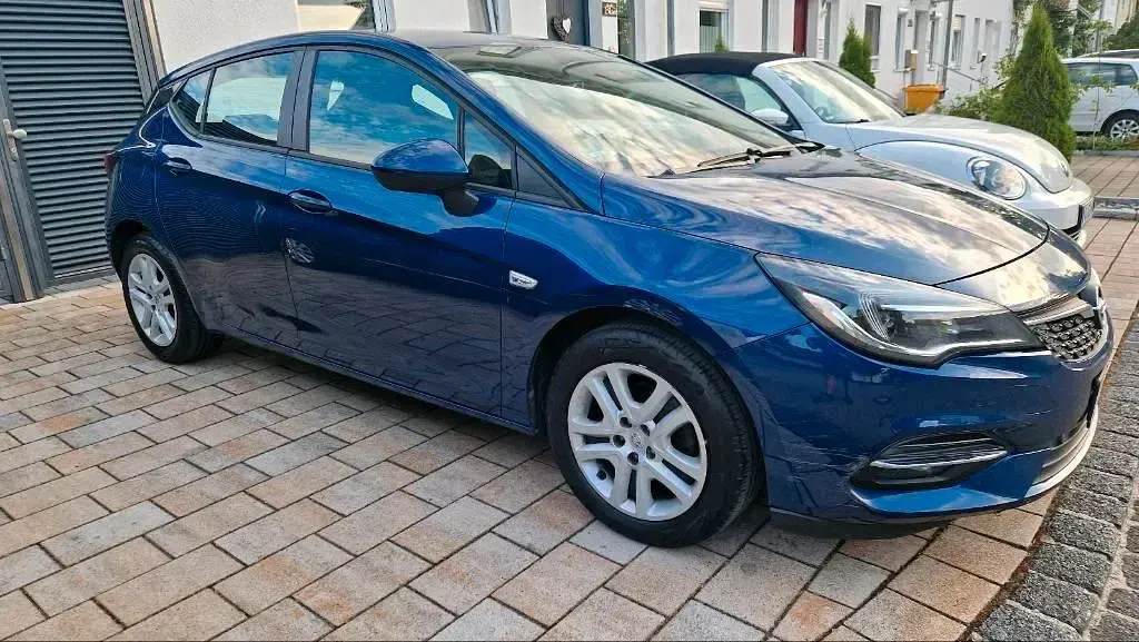 Gebraucht Opel Astra 110 PS (80 kW) 2020 Blau Kombi