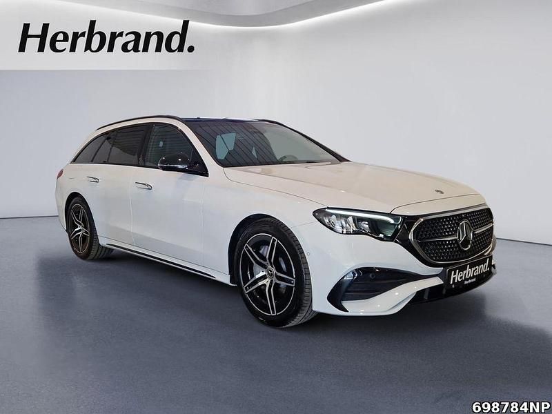 Gebraucht Mercedes E300 AMG 313 PS (230 kW) 2025 Manufaktur lack manufaktur opa Kombi