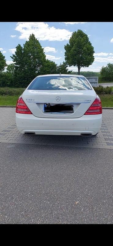 Gebraucht Mercedes S400 299 PS (219 kW) 2009 Weiß Limousine