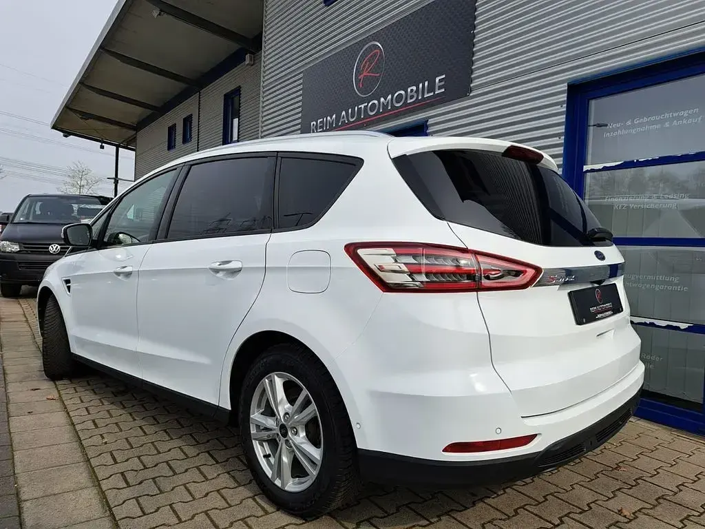 Gebraucht Ford S-MAX Business Edition 150 PS (110 kW) 2018 Frozen white Van / Kleinbus
