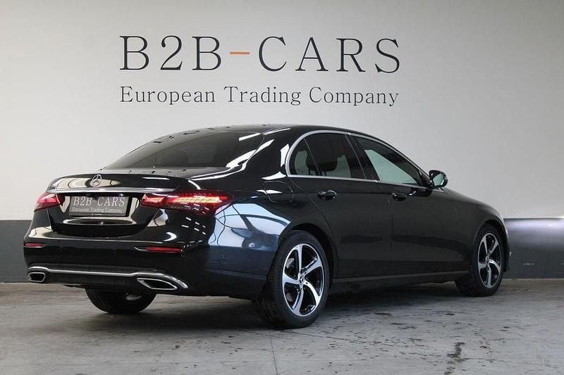 Gebraucht Mercedes E200 Avantgarde 197 PS (144 kW) 2020 Schwarz Limousine