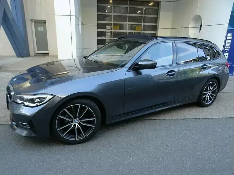 Gebraucht BMW 320 Sport Line 190 PS (139 kW) 2020 Mineralgrau (metallic) Kombi