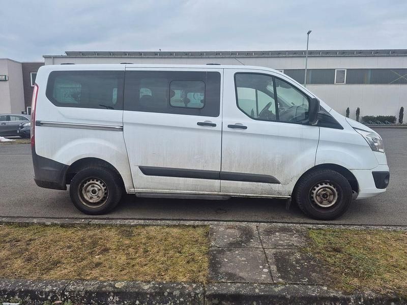 Gebraucht Ford Tourneo Trend 155 PS (114 kW) 2013 Weiß Van / Kleinbus