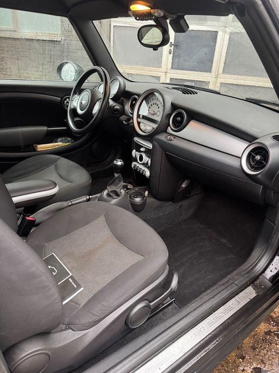 Gebraucht Mini Cooper Cabriolet 122 PS (89 kW) 2010 Schwarz Cabrio