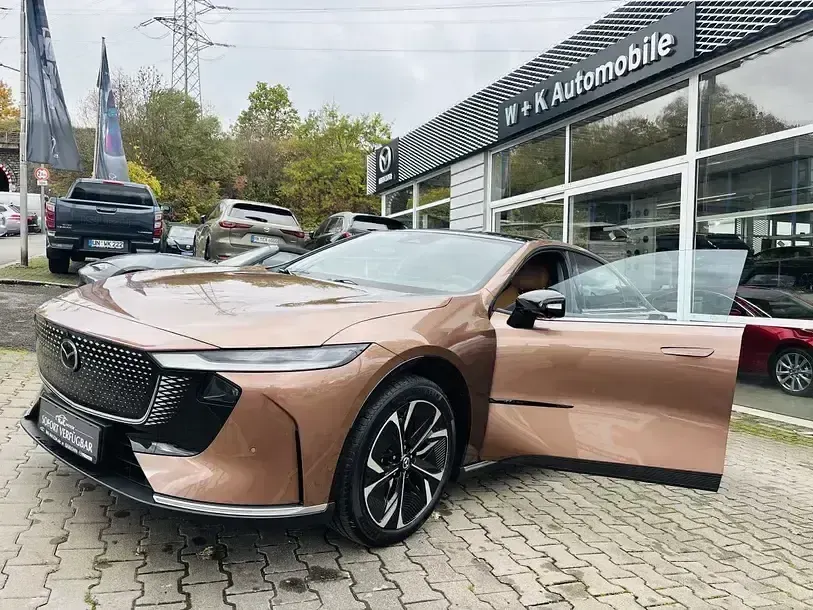 Gebraucht Mazda 6e Takumi-Line 180 kW (245 PS) 2025 Braun Limousine