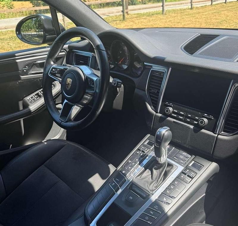 Gebraucht Porsche Macan 252 PS (185 kW) 2018 Schwarz SUV