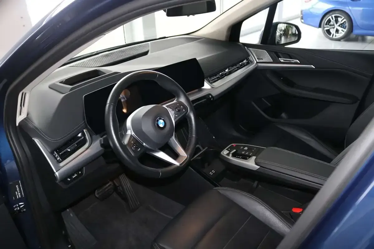 Gebraucht BMW 218 Luxury Line 136 PS (100 kW) 2024 Blau Coupé