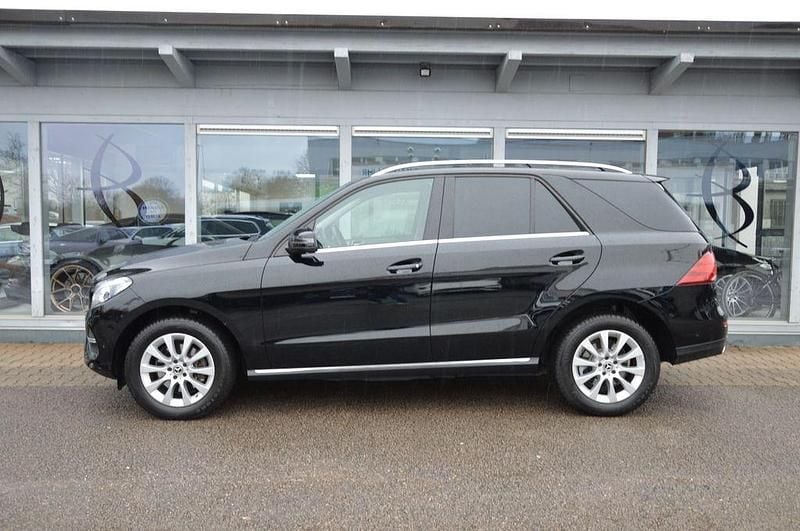 Gebraucht Mercedes GLE250 204 PS (150 kW) 2018 Schwarz SUV