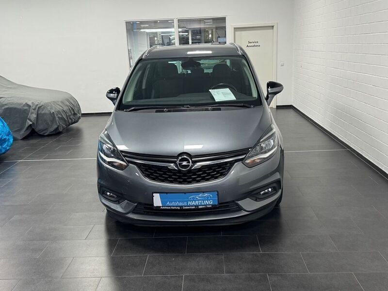 Quarzgrau Gebraucht 2017 Opel Zafira Tourer S Van / Kleinbus | 14.990 € (Fairer Preis) - Bild 1/4