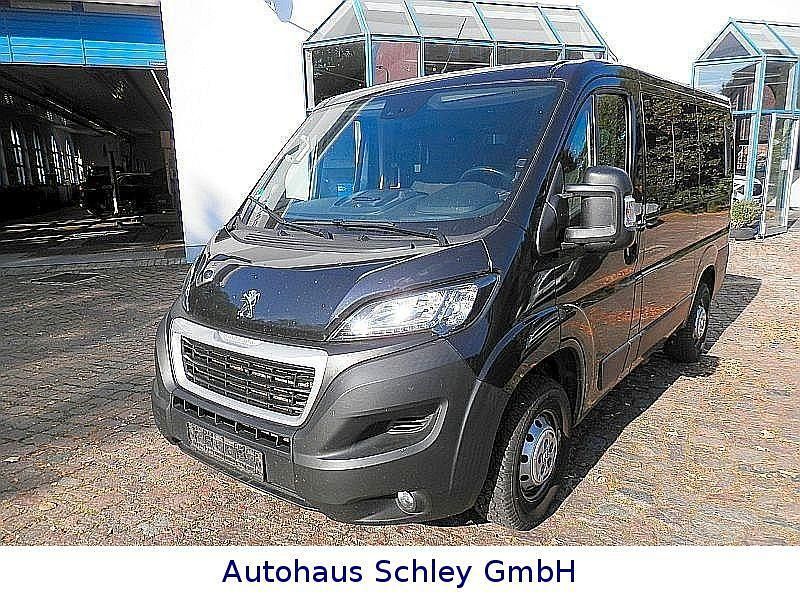 Schwarz Gebraucht 2020 Peugeot Boxer Active Van | 13.990 € (Superpreis) - Bild 1/4