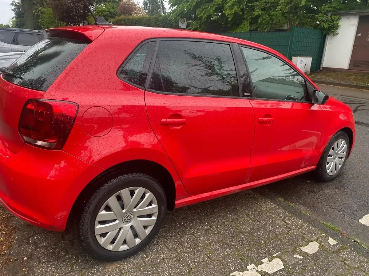 Gebraucht VW Polo 90 PS (66 kW) 2011 Rot Kleinwagen