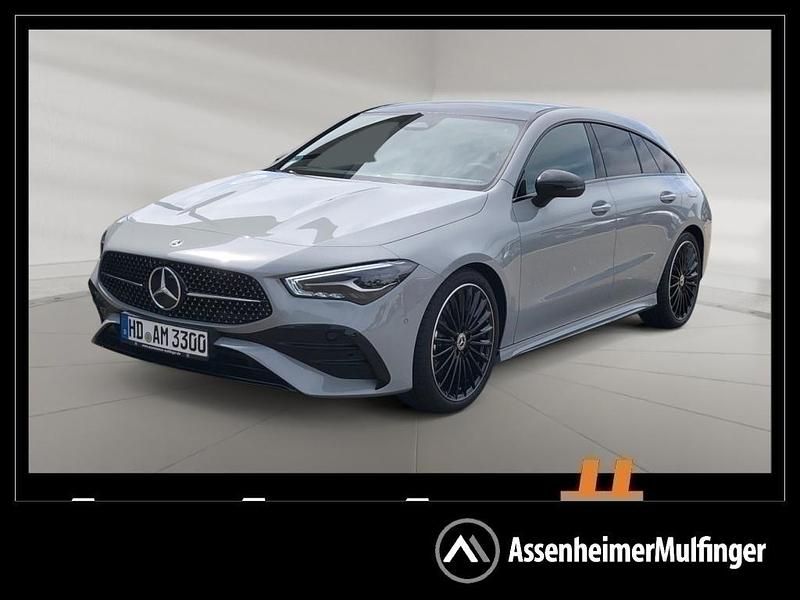 Grau Gebraucht 2025 Mercedes CLA220 Shooting Brake AMG Kombi | 46.889 € - Bild 1/4