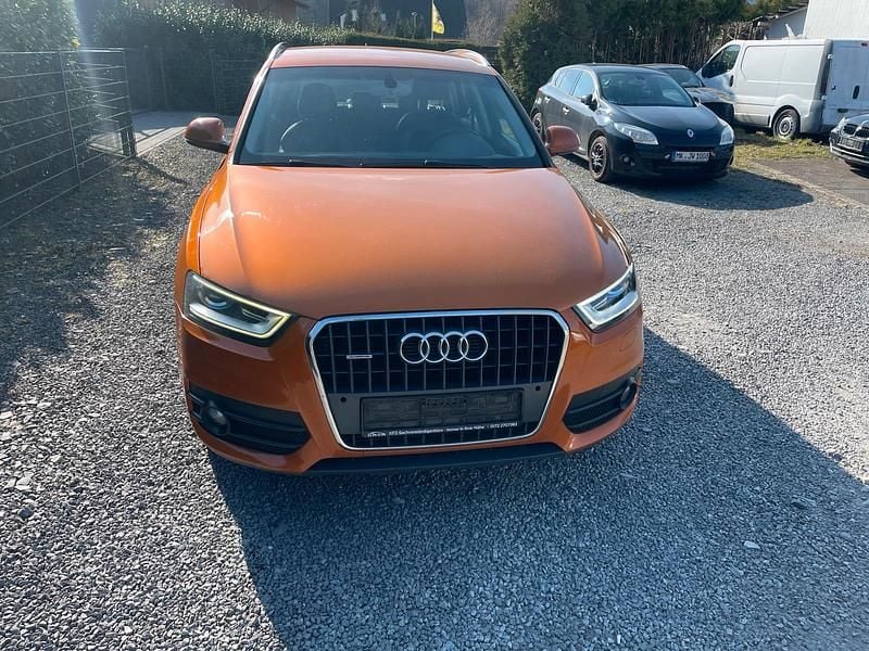 Gebraucht Audi Q3 170 PS (125 kW) 2011 Orange SUV