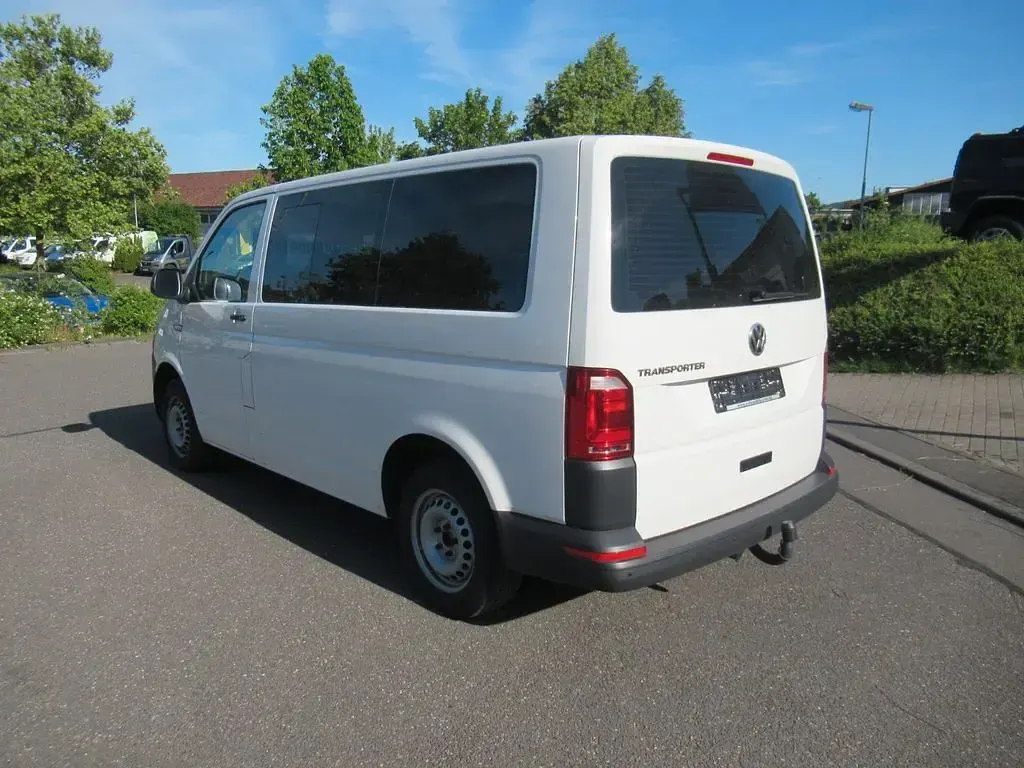 Gebraucht VW Transporter 150 PS (110 kW) 2019 Candyweiß Van
