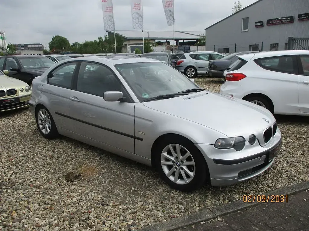 Gebraucht BMW 316 Performance 116 PS (85 kW) 2001 Silber Limousine
