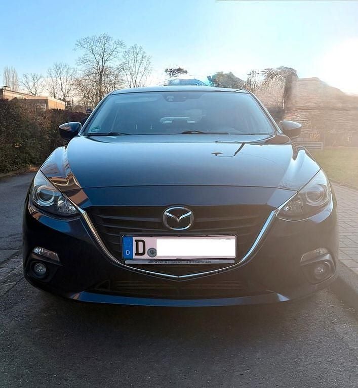 Blau Gebraucht 2015 Mazda 3 Limousine | 10.100 € (Fairer Preis) - Bild 1/4