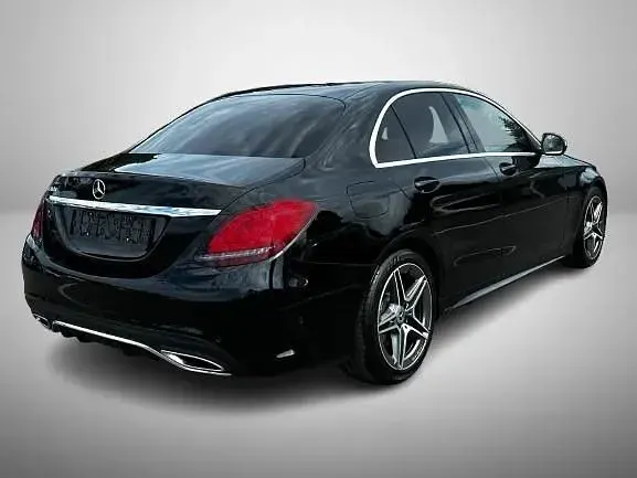 Gebraucht Mercedes 200 AMG line 160 PS (117 kW) 2020 Schwarz Limousine