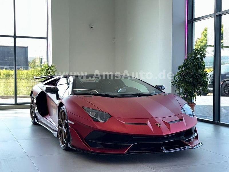 Rot Gebraucht 2021 Lamborghini Aventador Cabrio | 499.950 € - Bild 1/4