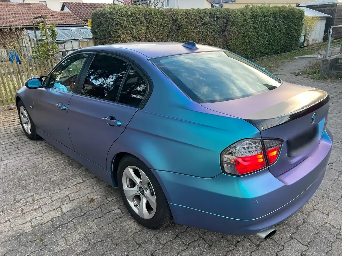 Gebraucht BMW 320 170 PS (125 kW) 2008 Andere farben Limousine