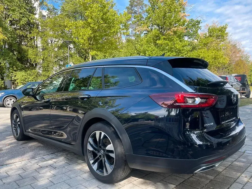Gebraucht Opel Insignia Country Tourer Basis 170 PS (125 kW) 2019 Blau Kombi